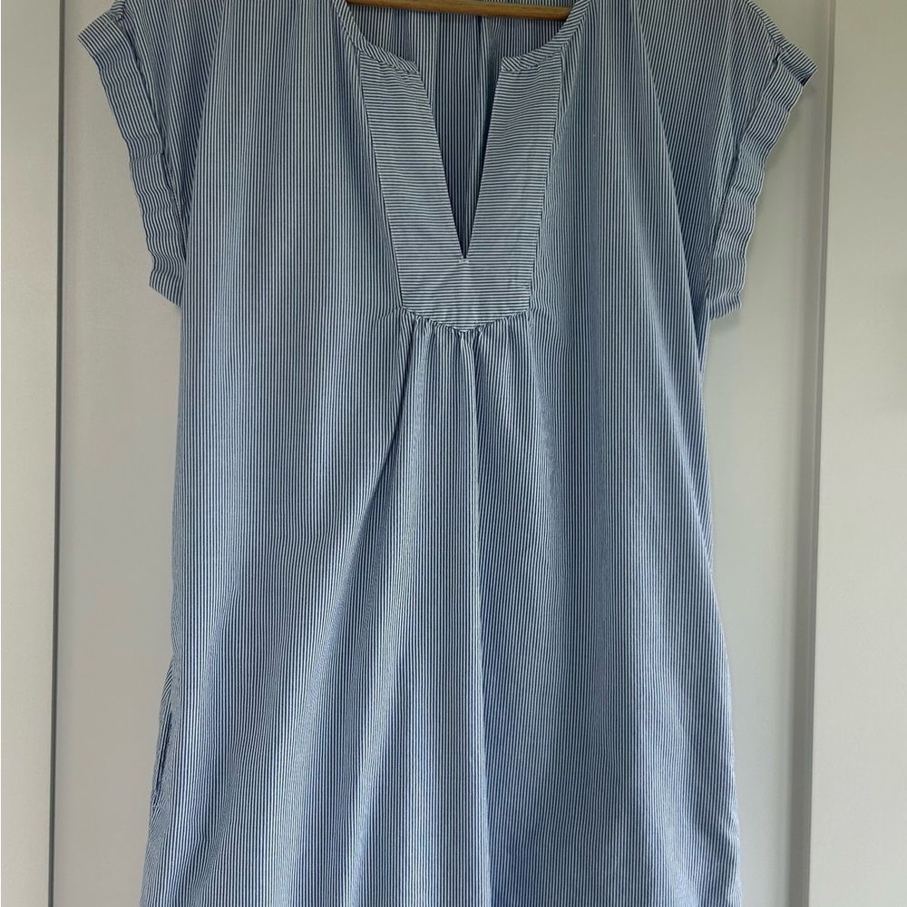 Soft Joie Blue Flutter Sleeve Tunic